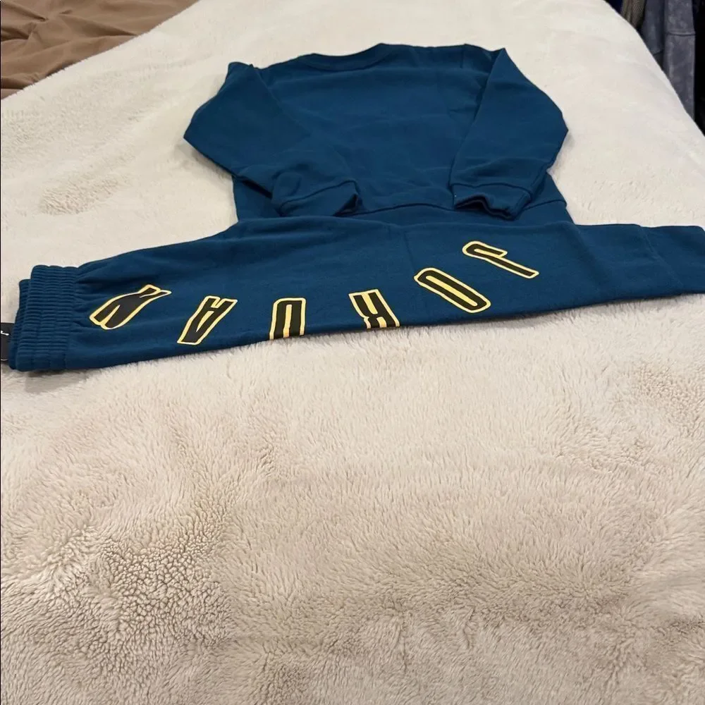 NWT Jordan Kids Teal Sweatshirt and Joggers Set